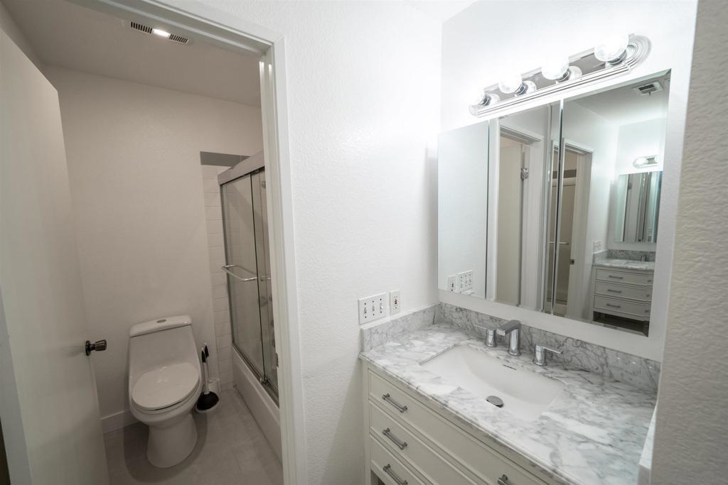 Residential Lease for rent at 10780 Aderman Ave 99, San Diego, San Diego County CA featuring 2 beds and 2 baths