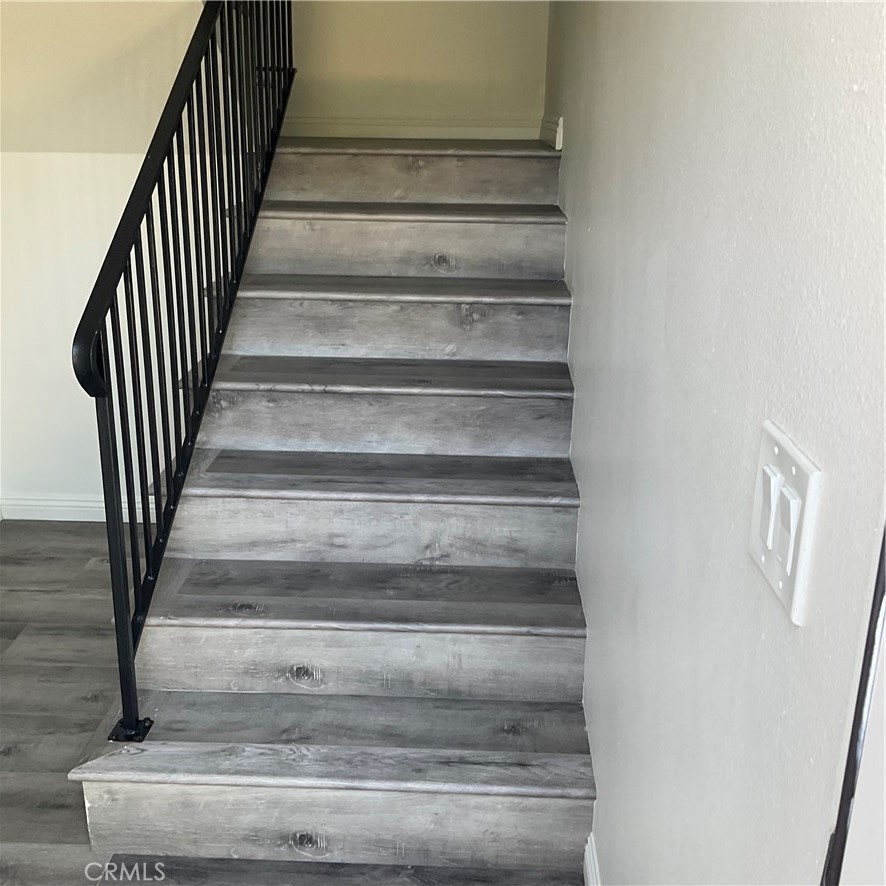 Residential Lease for rent at 336 W La Veta Avenue D, Orange CA featuring 2 beds and 2 baths