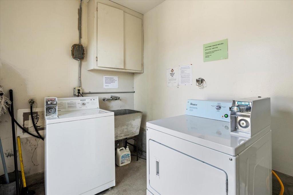 Residential Lease for rent at , Belmont, San Mateo County CA featuring 1 bed and 1 bath