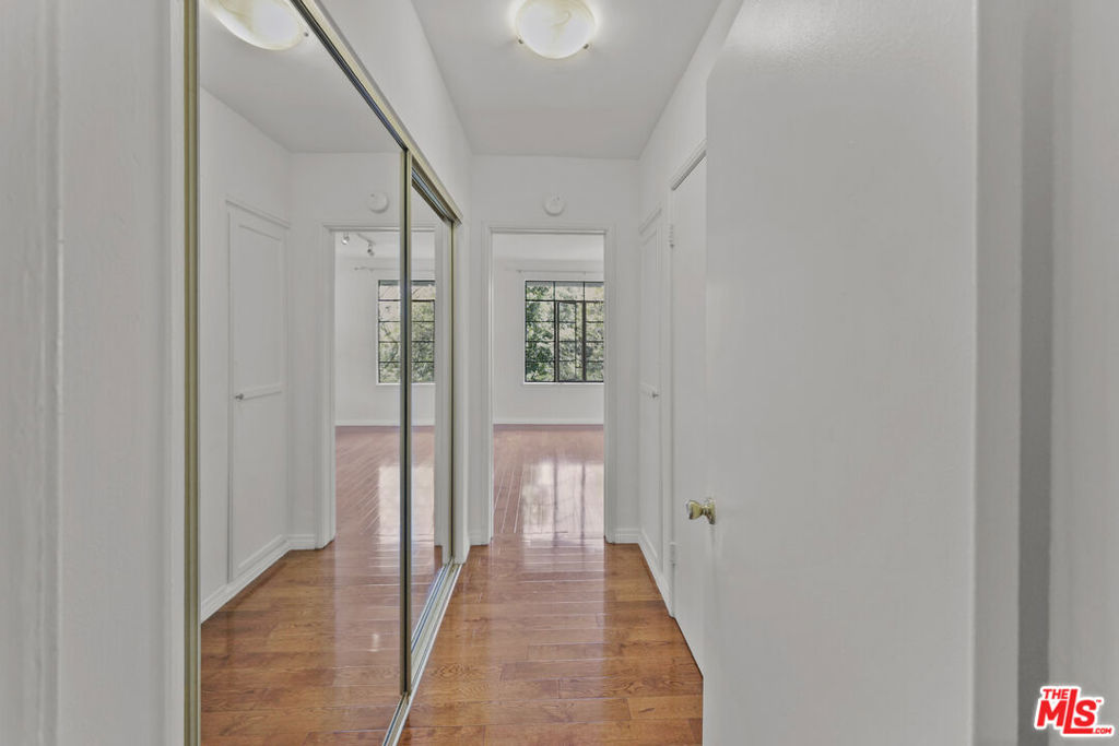 Residential Lease for rent at 1323 N Olive Drive 39B, West Hollywood CA featuring 1 bed and 1 bath