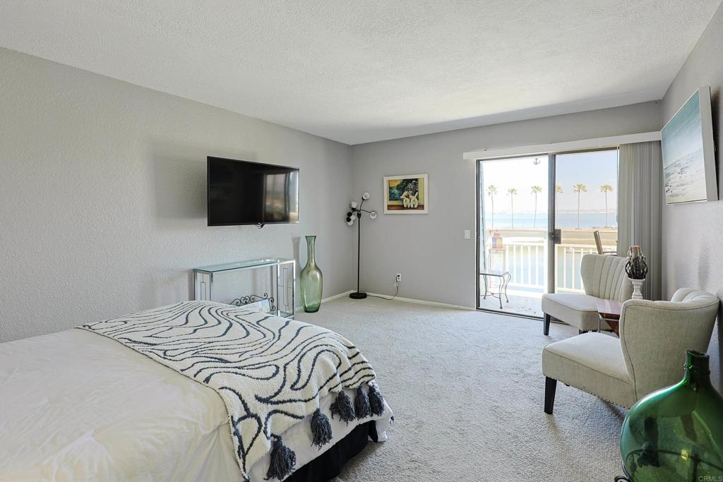 Residential Lease for rent at 68 Montego, San Diego, San Diego County CA featuring 2 beds and 3 baths