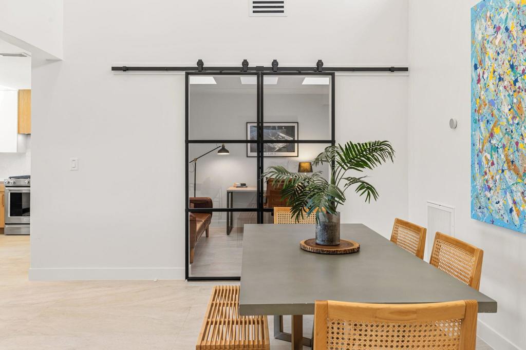 Residential Lease for rent at 179 Gran Via, Palm Desert CA featuring 2 beds and 2 baths