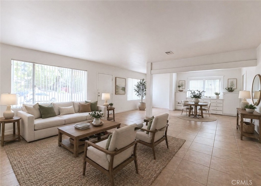 Residential Lease for rent at 1554 E Woodbury, Pasadena, Los Angeles County CA featuring 3 beds and 2 baths