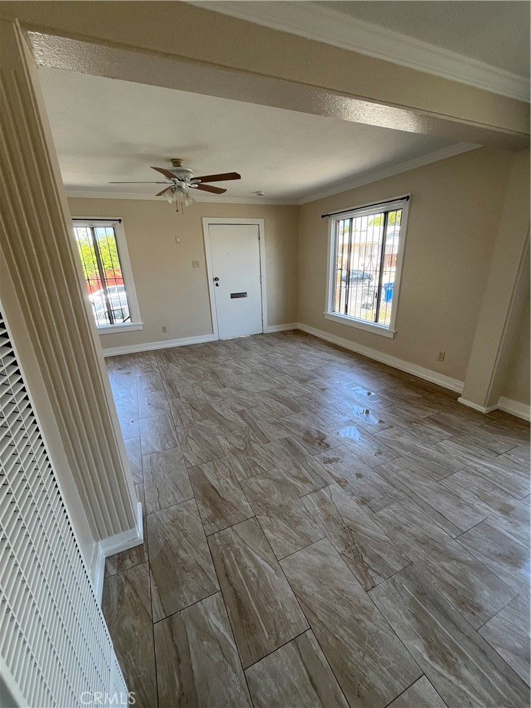 Residential Lease for rent at 5216 S Budlong, Los Angeles, Los Angeles County CA featuring 1 bed and 1 bath