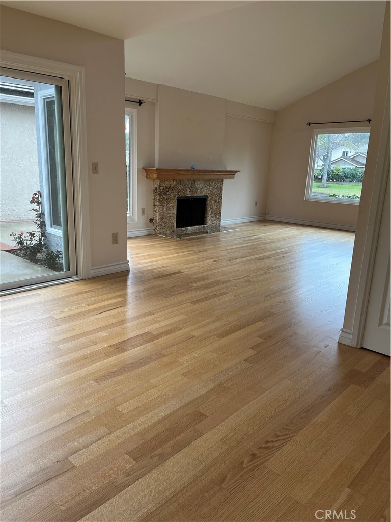 Residential Lease for rent at 1926 W West Wind, Santa Ana CA featuring 3 beds and 2 baths