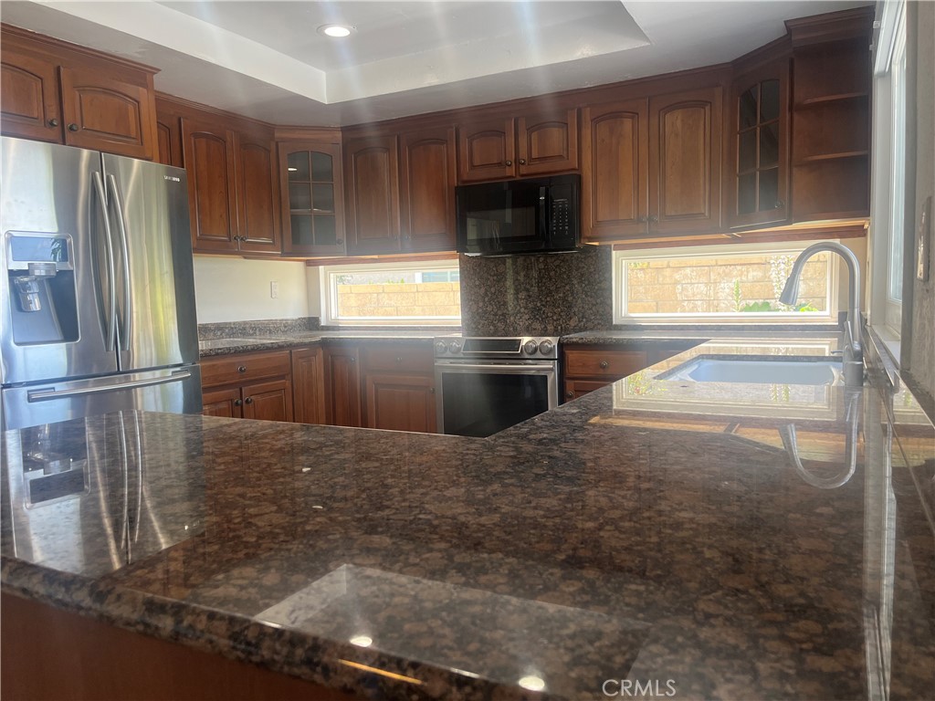 Residential Lease for rent at 26261 Buscador, Mission Viejo CA featuring 4 beds and 3 baths