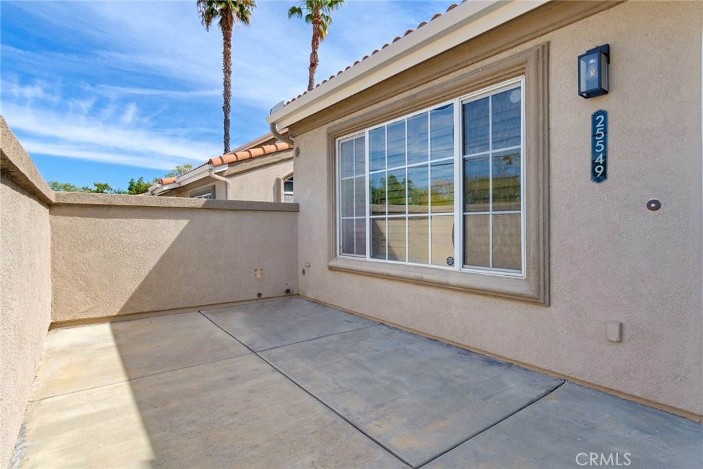Residential Lease for rent at 25549 Prospect Avenue, Loma Linda CA featuring 2 beds and 3 baths