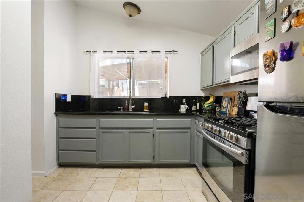 Residential for sale at 4027 C St, San Diego CA featuring 3 beds and 2 baths