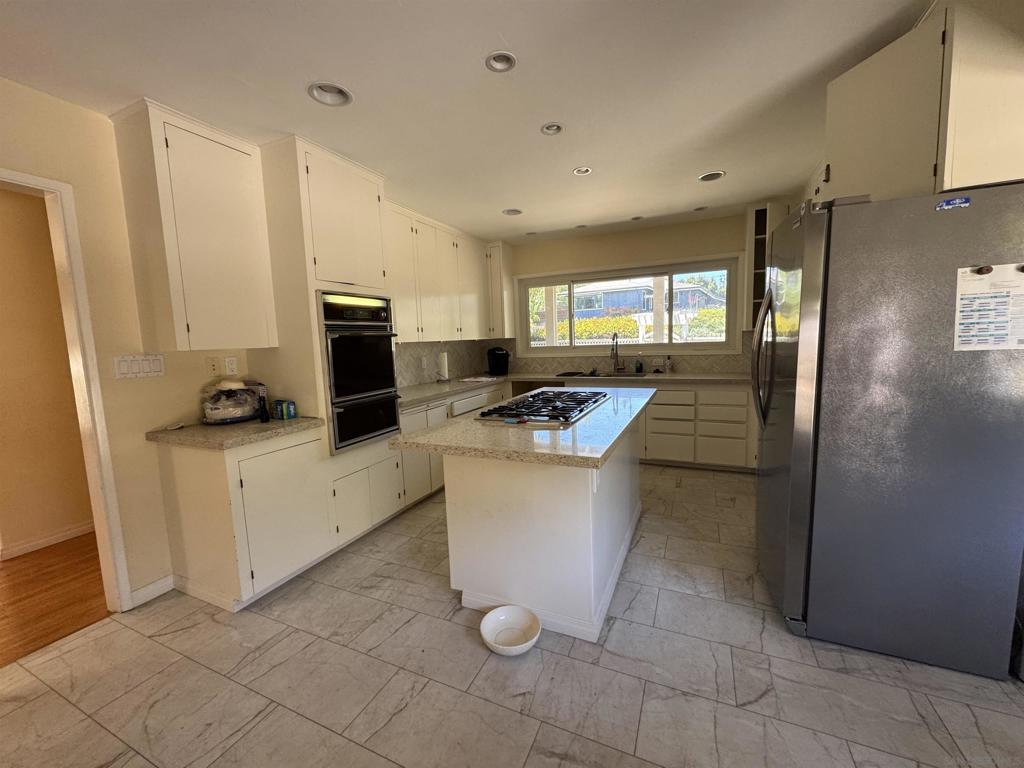 Residential Lease for rent at 3722 Del Mar Avenue, San Diego, San Diego County CA featuring 4 beds and 2 baths