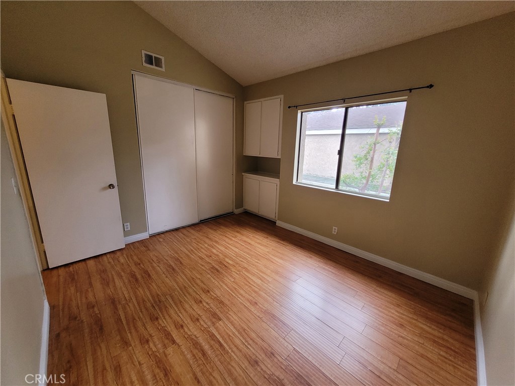 Residential Lease for rent at 959 S Mountain, Ontario CA featuring 2 beds and 1 bath