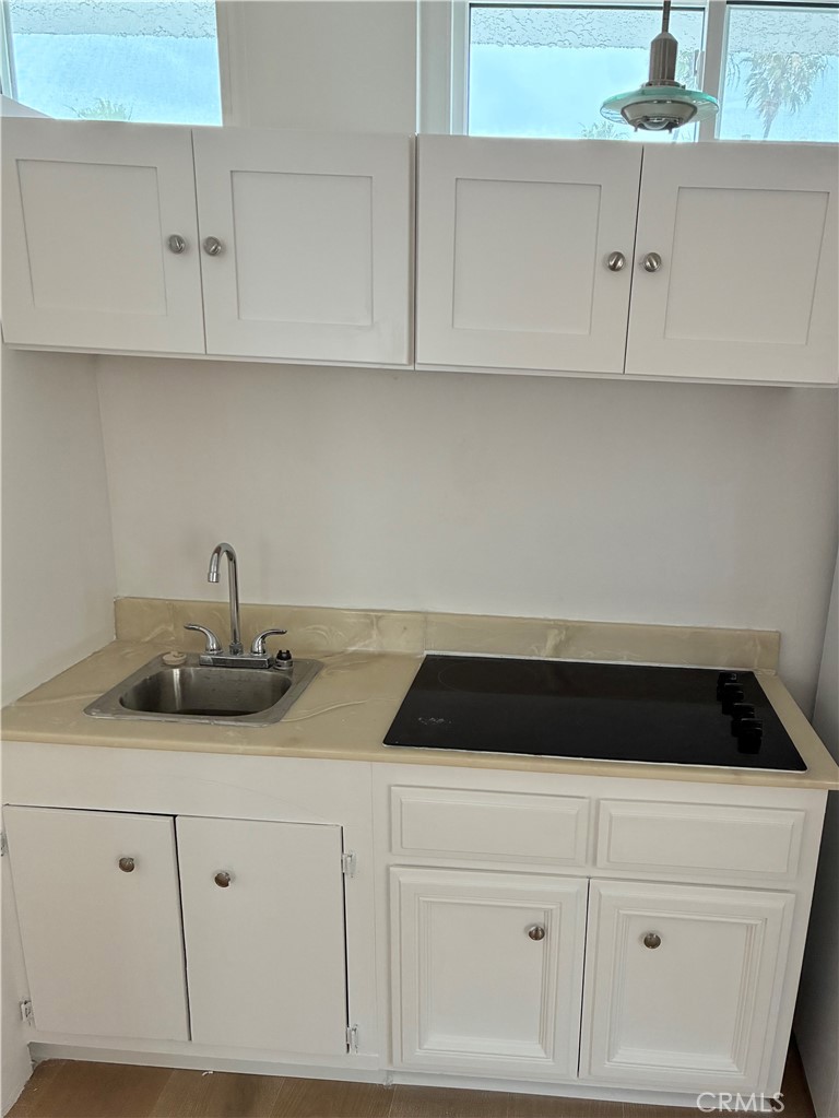 Residential Lease for rent at 118 8th Street, Huntington Beach CA and 1 bath
