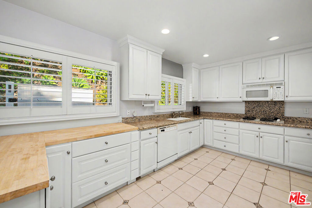 Residential for sale at 1118 Roscomare Road, Los Angeles CA featuring 3 beds and 3 baths