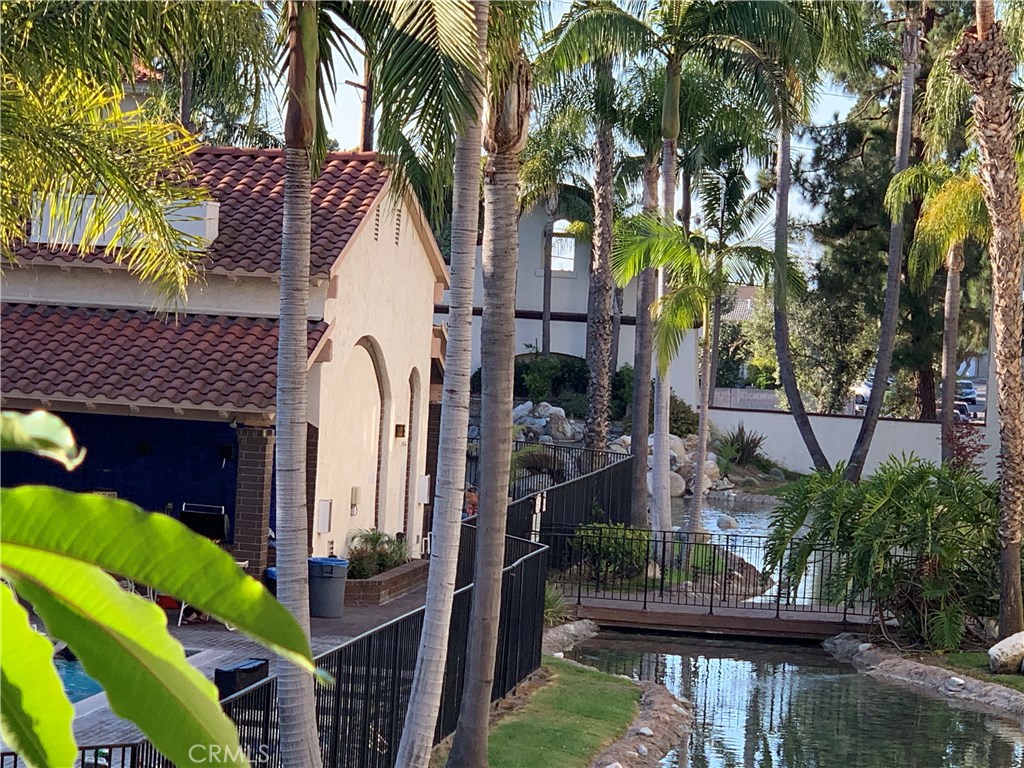 Residential Lease for rent at 11620 Warner Avenue 524, Fountain Valley CA featuring 2 beds and 2 baths