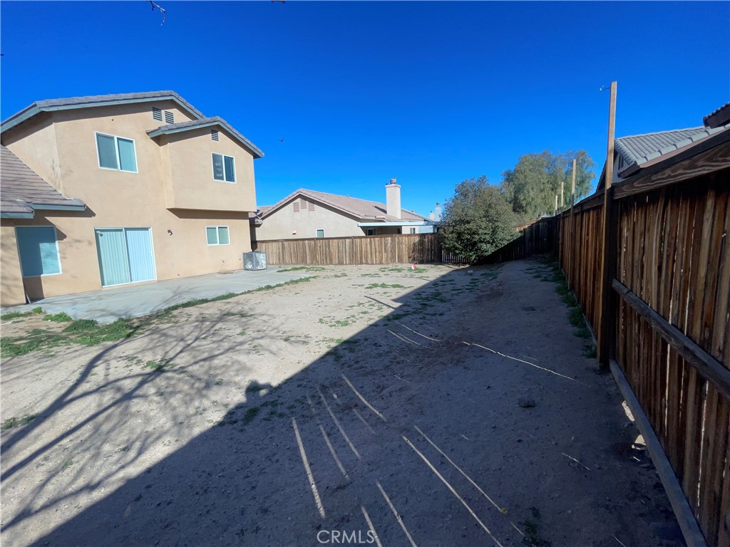 Residential Lease for rent at 13533 Princeton Drive, Victorville CA featuring 3 beds and 3 baths
