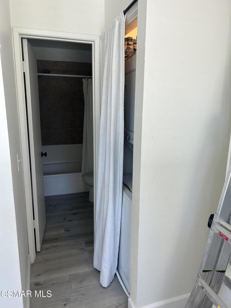 Residential Lease for rent at 1790 Aleppo Court, Thousand Oaks CA featuring 2 beds and 3 baths