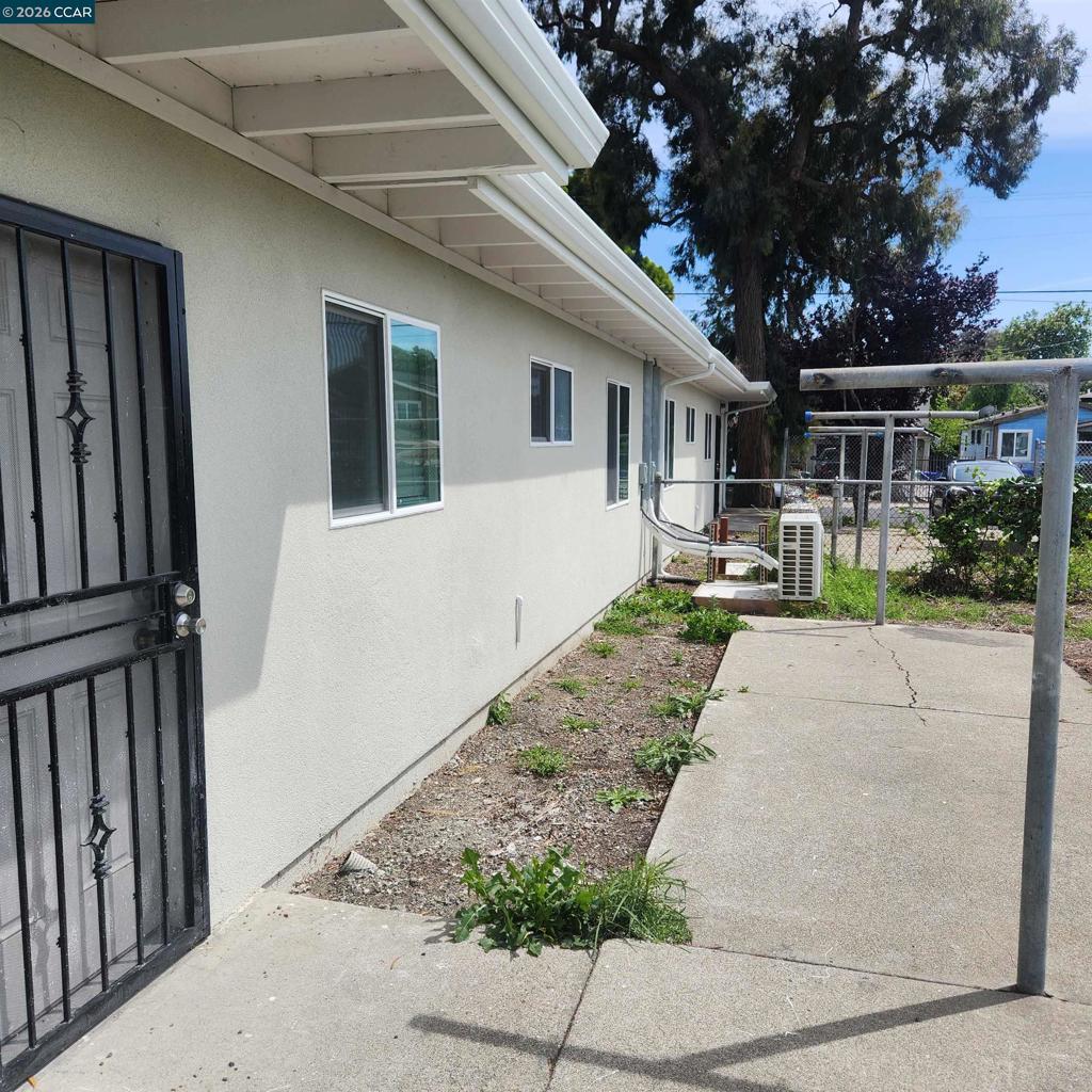 Residential Income for sale at 423 Silver Ave, Richmond CA