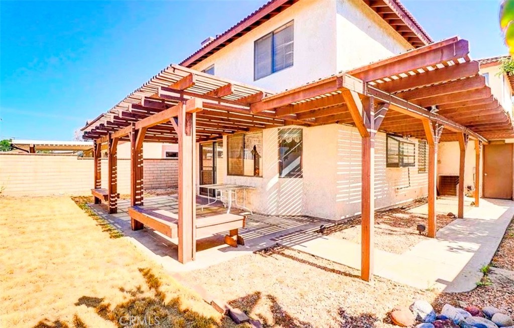 Residential Lease for rent at 5482 Union Court, Chino CA featuring 4 beds and 3 baths
