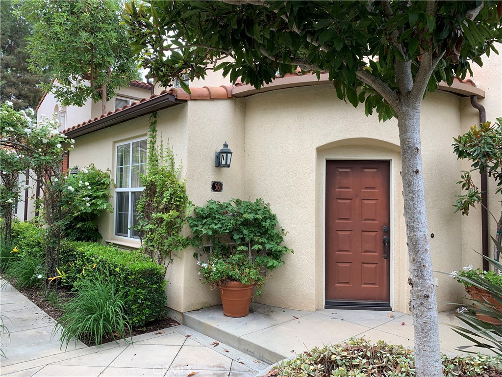 Residential Lease for rent at 56 Duet, Irvine, Orange County CA featuring 3 beds and 3 baths