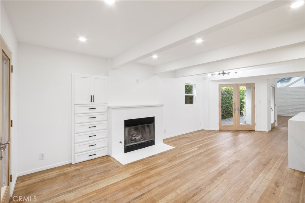 Residential Lease for rent at 404 Prospect Street, Newport Beach CA featuring 3 beds and 3 baths
