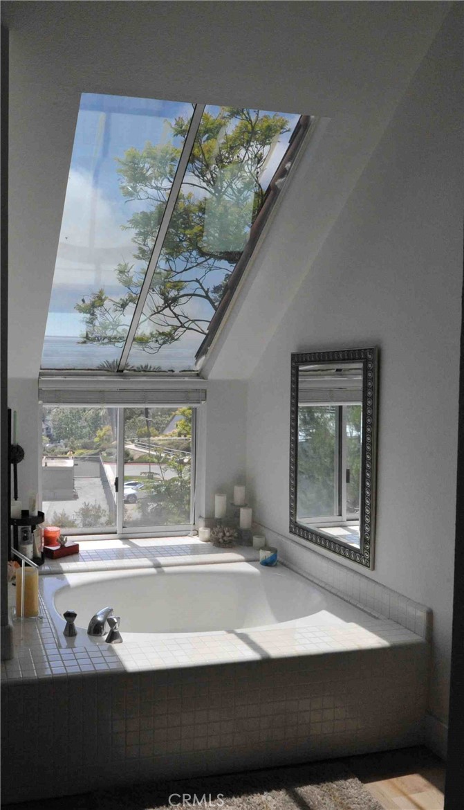 Residential Lease for rent at 13 Veracruz, Dana Point CA featuring 3 beds and 3 baths