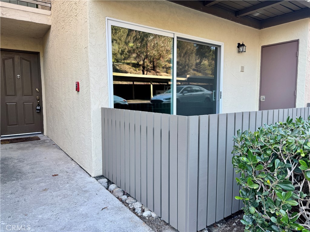 Residential Lease for rent at 432 Edgehill 95, Oceanside, San Diego County CA featuring 2 beds and 2 baths