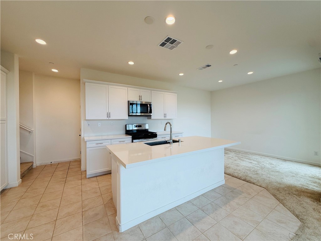 Residential Lease for rent at 4130 E Malagon Privado 88, Ontario CA featuring 3 beds and 3 baths