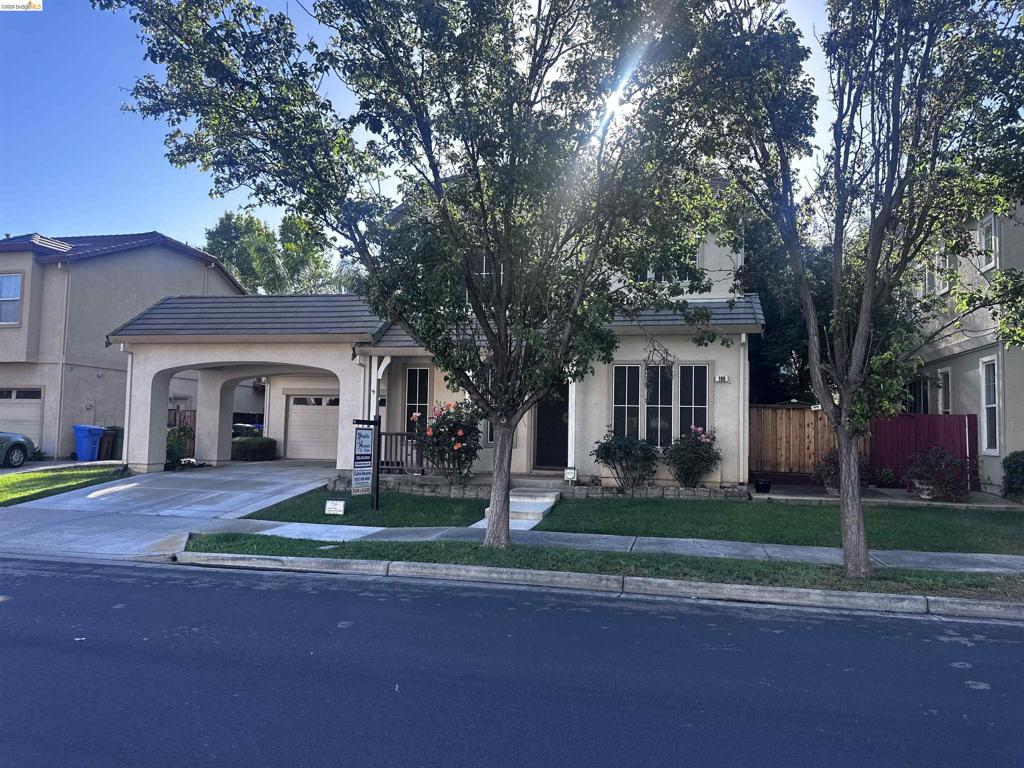 Residential Lease for rent at 100 heritage way, Brentwood CA featuring 4 beds and 3 baths