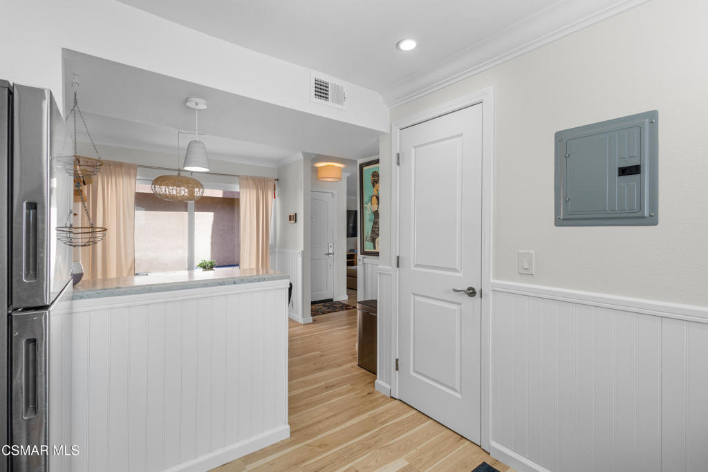 Residential Lease for rent at 4021 Yankee Drive, Agoura Hills CA featuring 2 beds and 1 bath