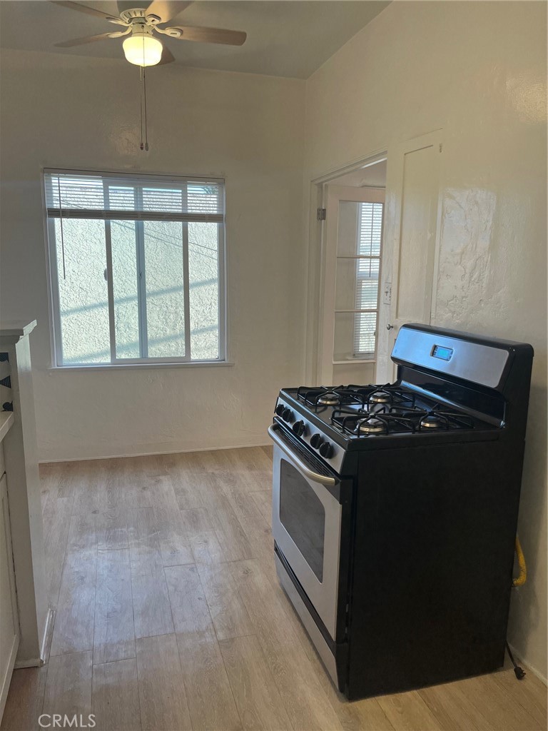 Apartment for sale at 833 Cedar, Long Beach, CA