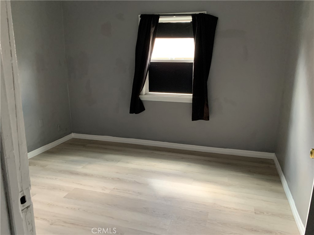 Residential Lease for rent at 1432 W 9th, San Bernardino CA featuring 3 beds and 1 bath