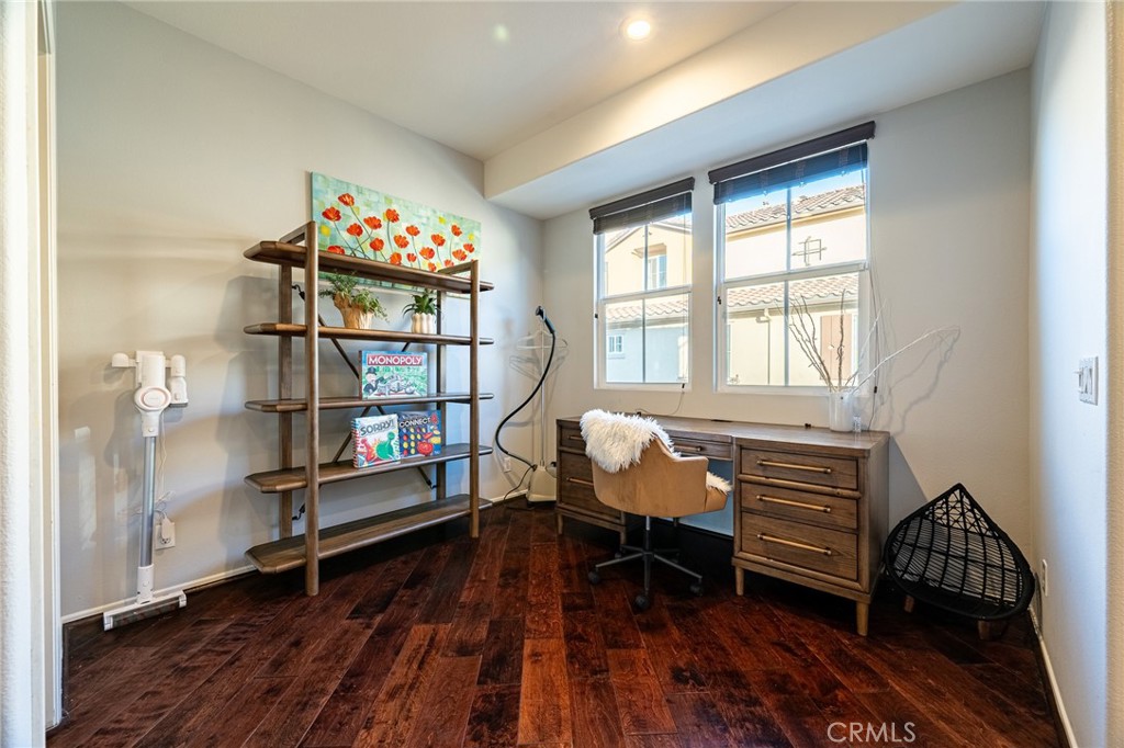 Residential Lease for rent at 6371 Estrela Lane, Eastvale CA featuring 3 beds and 4 baths
