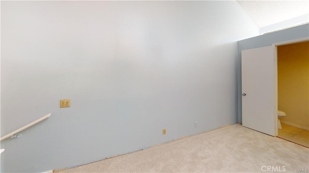 Residential Lease for rent at 88 Country Mile, Pomona CA featuring 2 beds and 3 baths