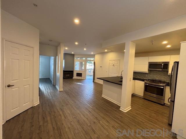 Residential Lease for rent at 3919 Normal St. 107, San Diego, San Diego County CA featuring 2 beds and 2 baths