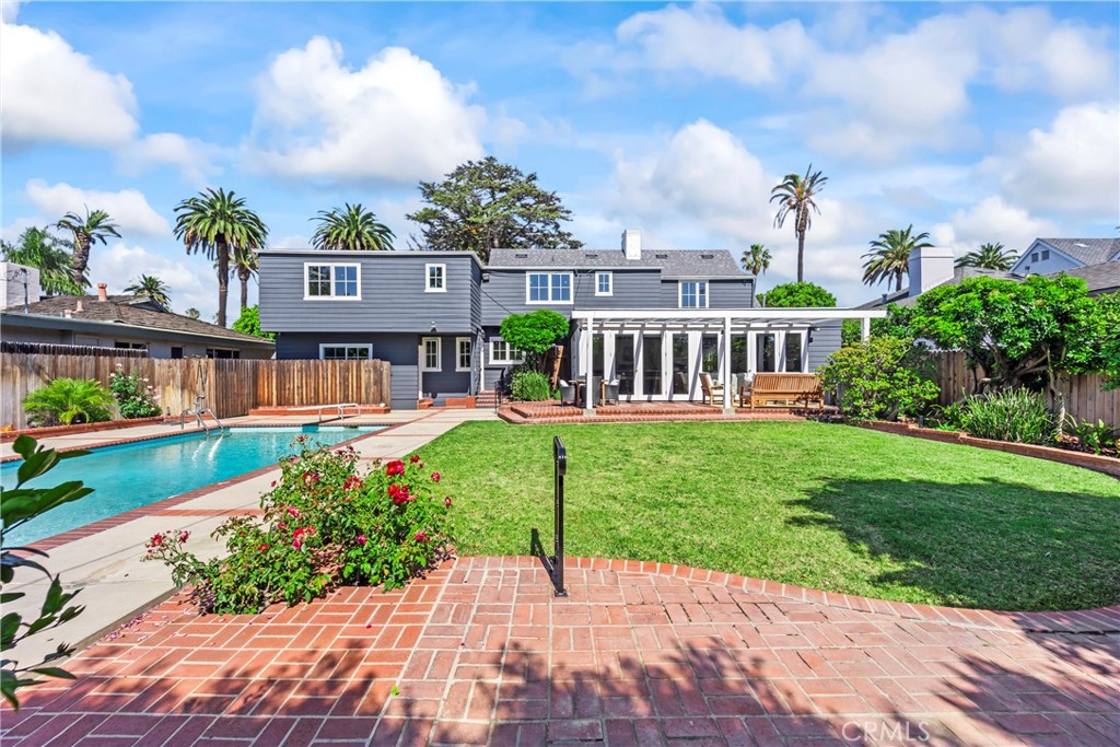 Active for sale at Long Beach, CA, Long Beach, CA CA and 4 baths