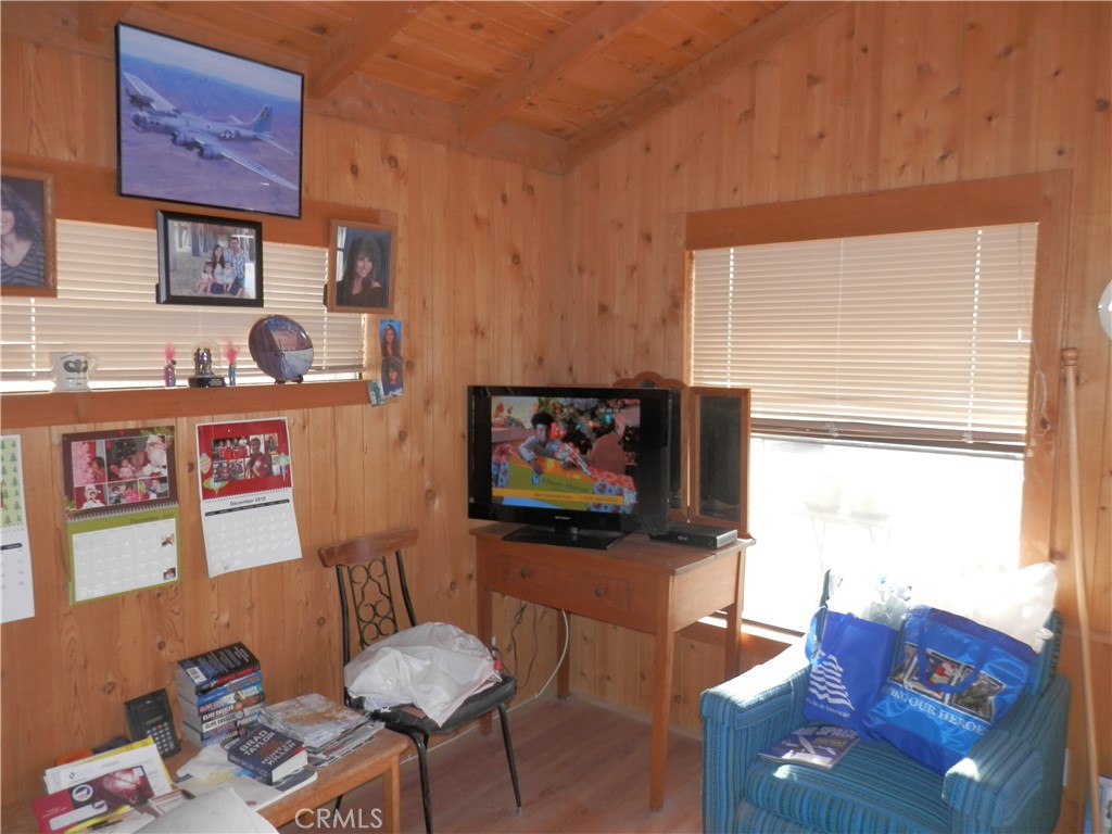 Residential Lease for rent at 12710 3rd street 101, Yucaipa CA featuring 2 beds and 1 bath