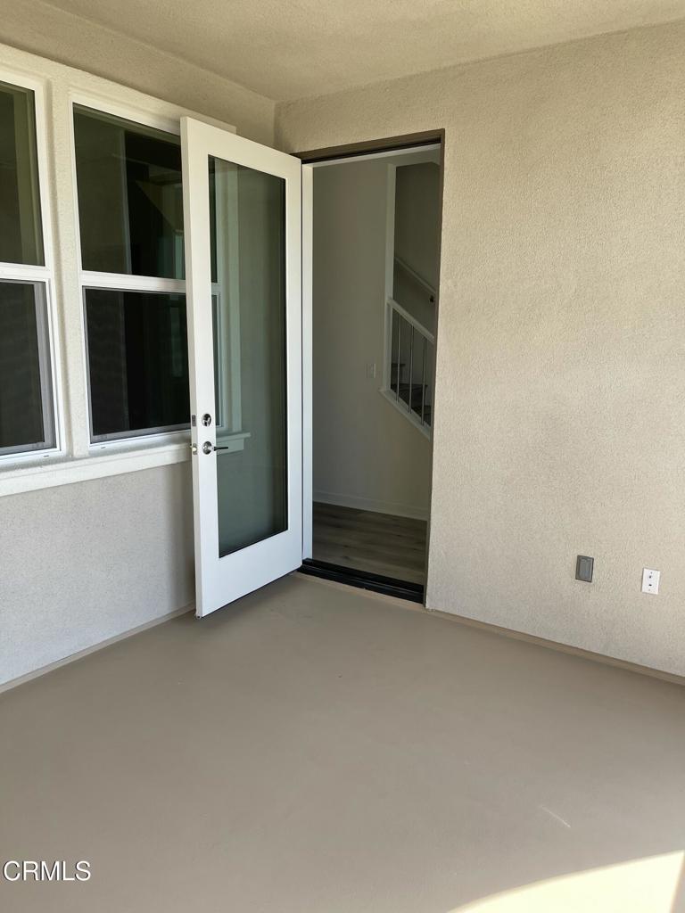 Residential Lease for rent at 633 Winchester Drive, Oxnard CA featuring 4 beds and 3 baths