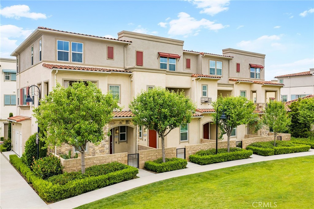 Active for sale at Alhambra, CA, Alhambra, CA CA and 4 baths