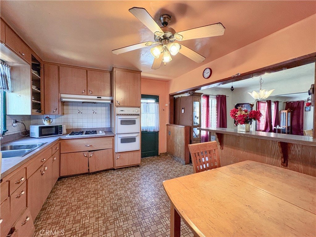 Residential Income for sale at 926 Spence, Los Angeles CA