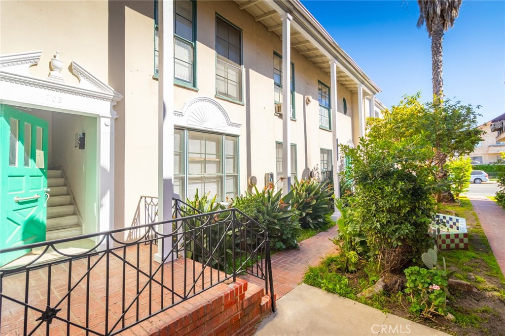 Residential Income for sale at 701 Crenshaw, Los Angeles CA