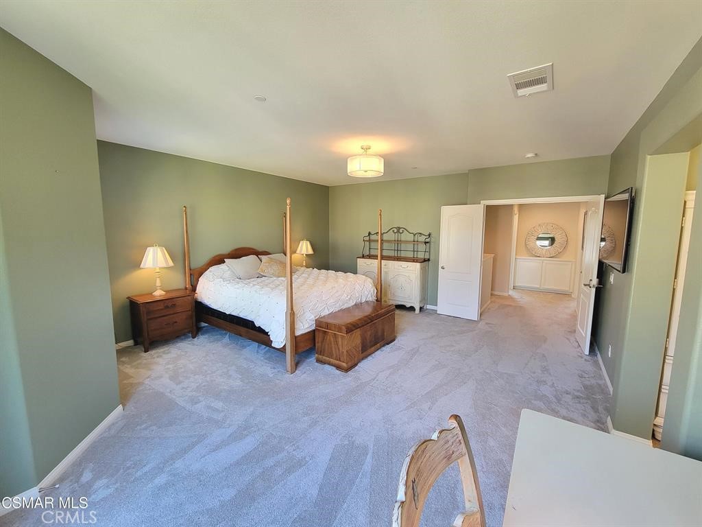 Residential Lease for rent at 722 Tennis Club, Thousand Oaks CA featuring 3 beds and 3 baths