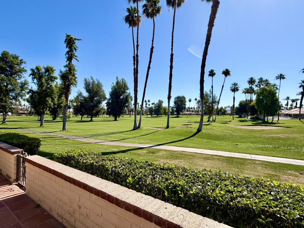 Residential Lease for rent at 240 Santa Barbara Circle, Palm Desert CA featuring 2 beds and 2 baths