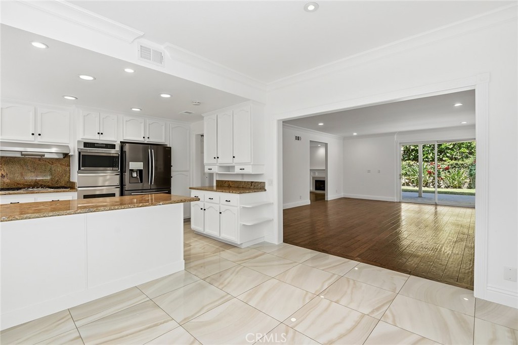 Residential Lease for rent at 29749 Kimberly, Agoura Hills CA featuring 4 beds and 3 baths