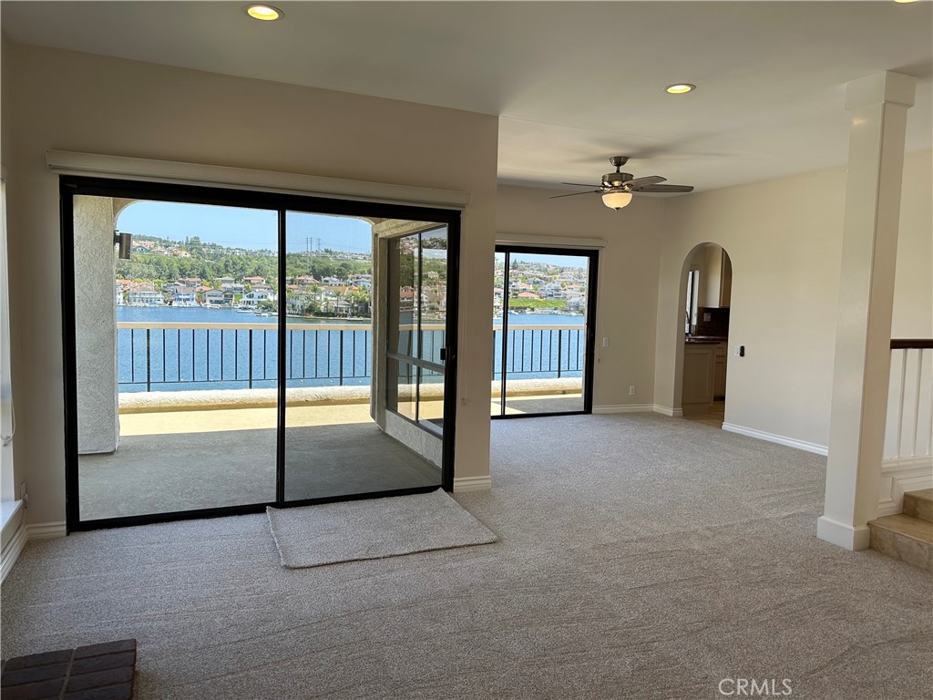 Residential Lease for rent at 22564 Galilea 32, Mission Viejo CA featuring 2 beds and 2 baths