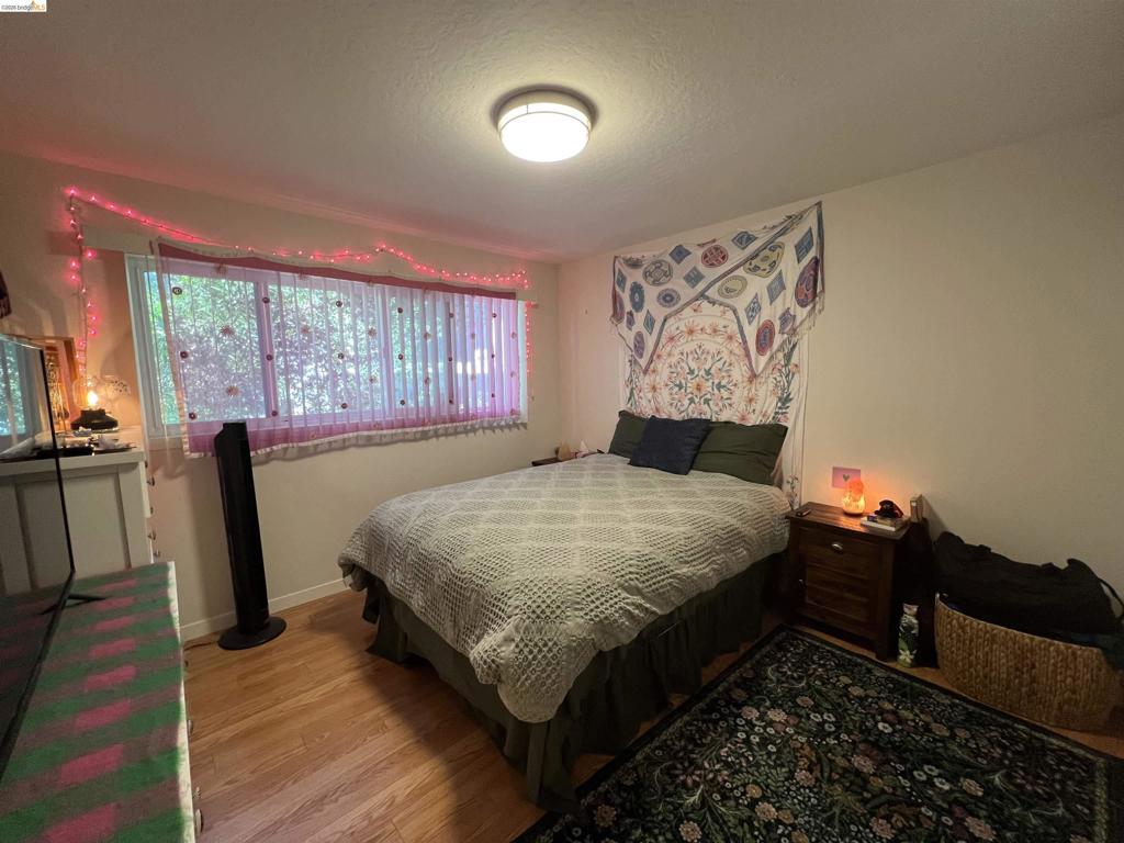Residential Lease for rent at 2636 WARRING ST, Berkeley CA featuring 1 bed and 1 bath