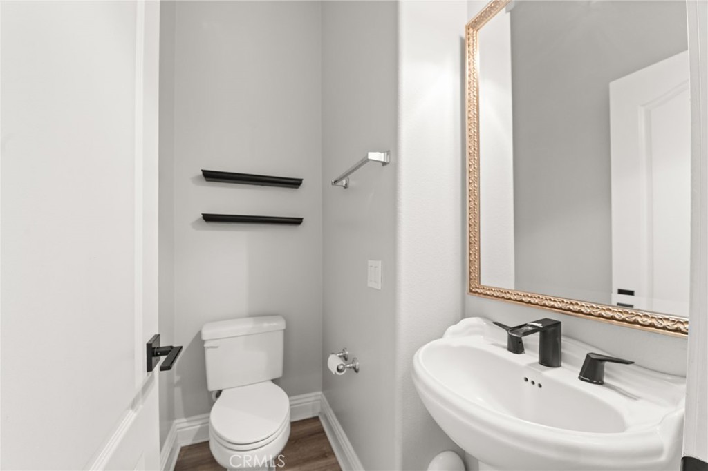 Residential Lease for rent at 8470 E Kendra, Orange CA featuring 3 beds and 3 baths