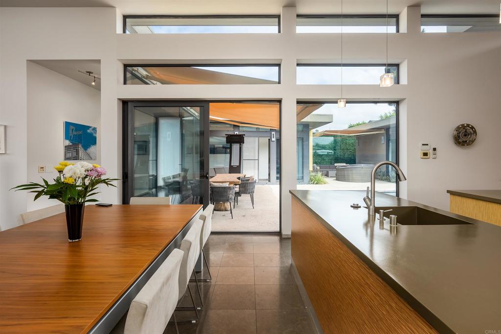 Residential Lease for rent at 602 Glenmont Dr, Solana Beach CA featuring 4 beds and 4 baths