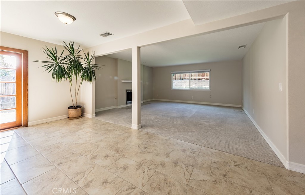 Residential Lease for rent at 25145 Daisy Avenue, Loma Linda CA featuring 4 beds and 2 baths