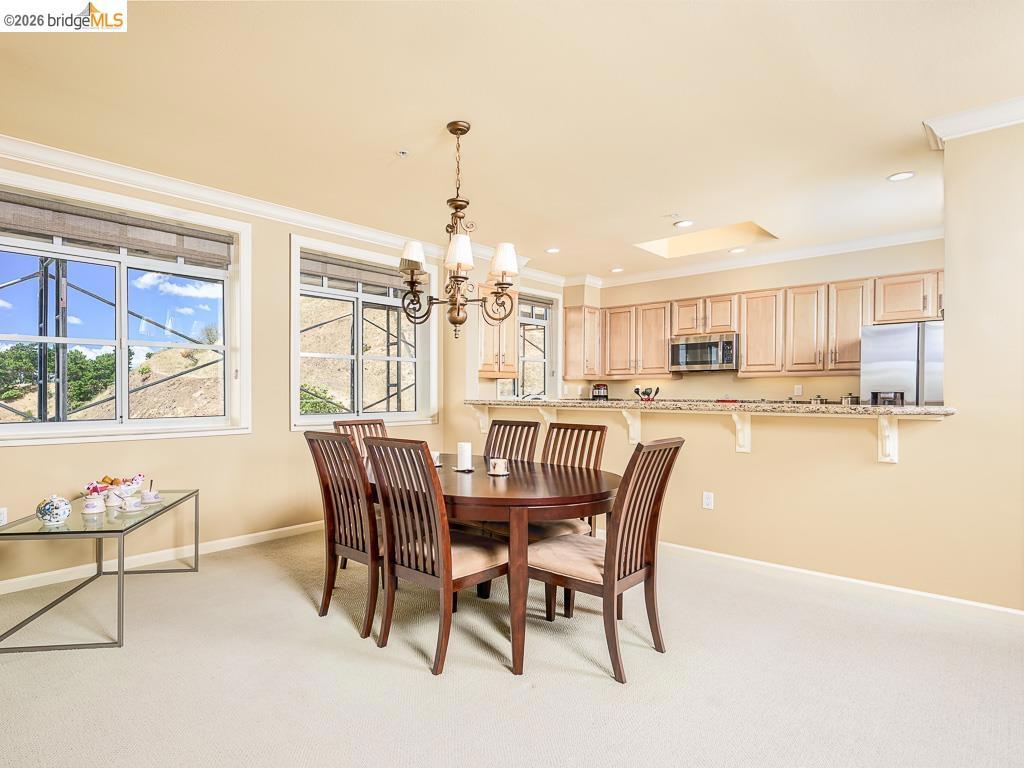 Residential for sale at 1400 Pinnacle Ct 401, Richmond CA featuring 3 beds and 2 baths