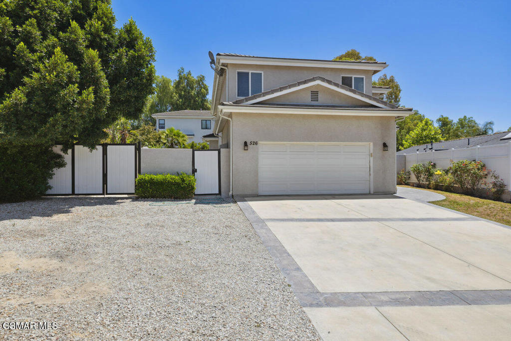 Residential Lease for rent at 526 Houston Drive, Thousand Oaks CA featuring 4 beds and 3 baths