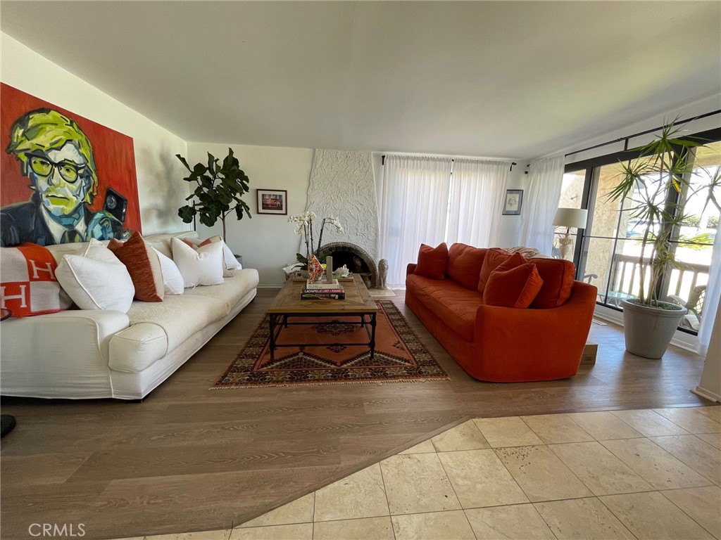 Residential Lease for rent at 327 S Meadows Avenue, Manhattan Beach CA featuring 4 beds and 3 baths
